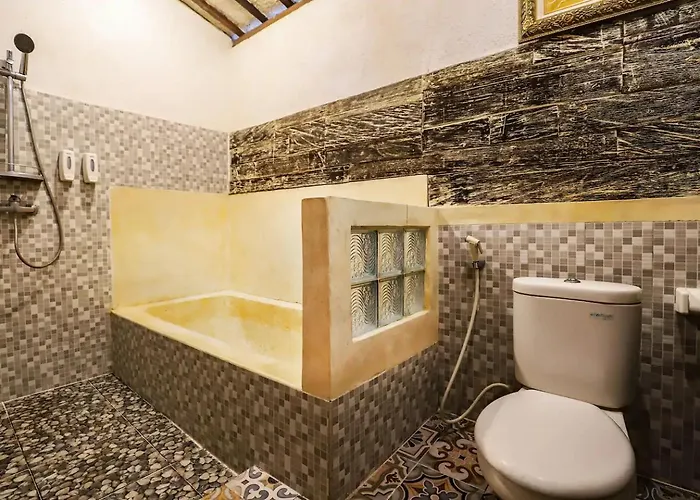 Villa Nicely-decorated Compact With Plunge Pool