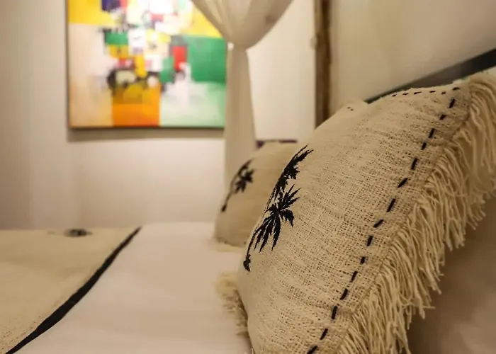 Nicely-decorated Compact With Plunge Pool Villa